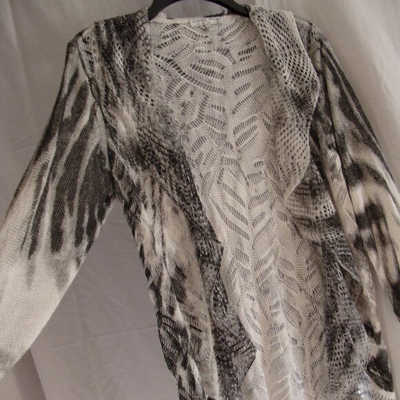 White & Charcoal Gray 3/4 Sleeve Open Knit LINEN Blend CARDIGAN Sz LARGE - Picture 3 of 8